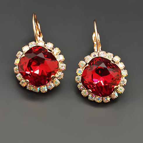 Auskari "Apžilbinošs Mirdzums III (Scarlet)" ar Swarovski™ kristāliem